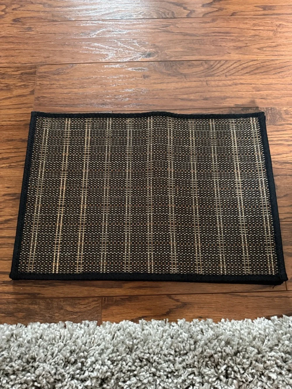 Black and Tan Woven Home Accent Placemat - Unbranded Set of 4
